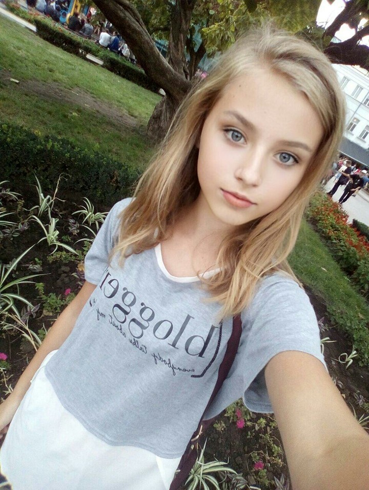 ДЕВУШКА