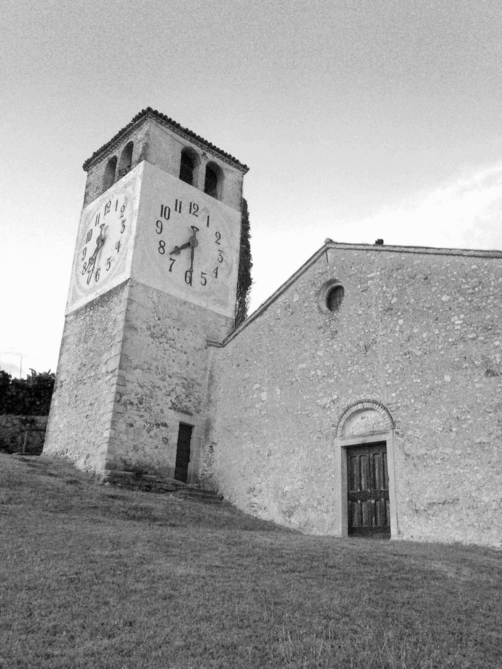 little church of San Vigilio