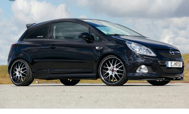 Opel Corsa OPC Sport ?