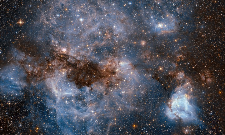 A nebulosa N159 na grande nuvem de Magalhães