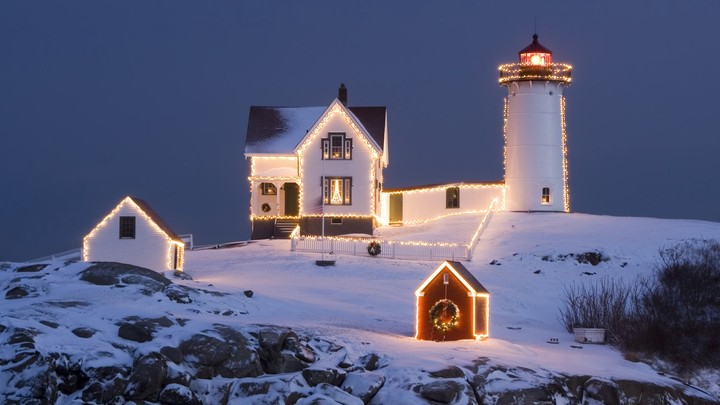 Holiday Winter New Year Building Light