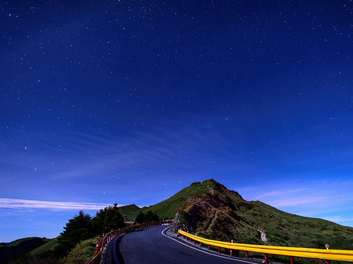 Mountain Road Turn