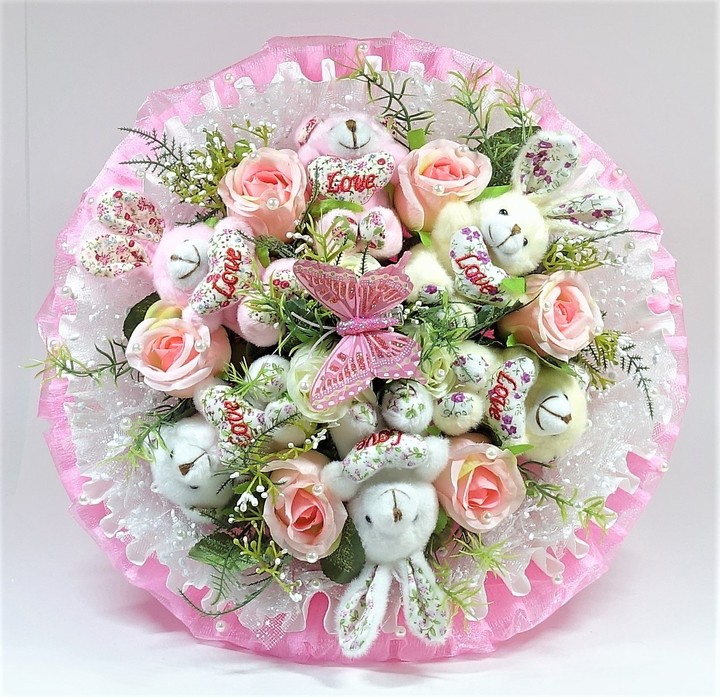 Bouquet of toys