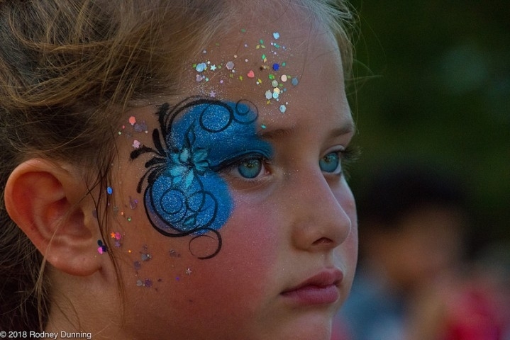 una flor azul