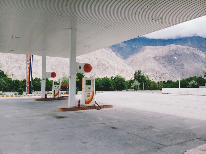 Fuel station