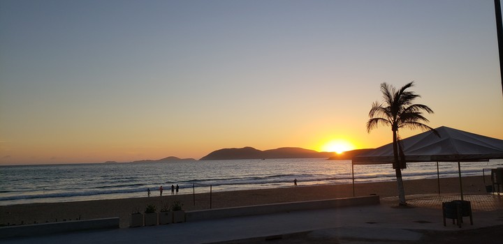 amanhecer em Cabo Frio