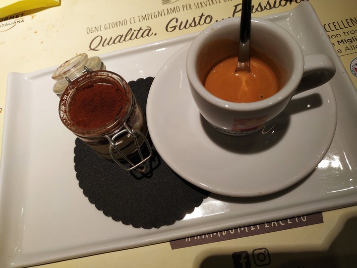 Coffee & Tiramisù