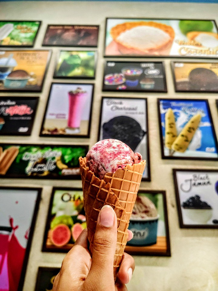 Roming around Rome with Ice cream in hand