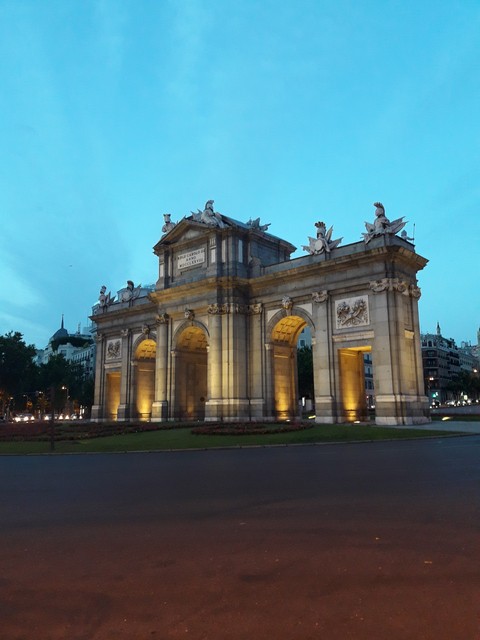 Puerta de Alcalá