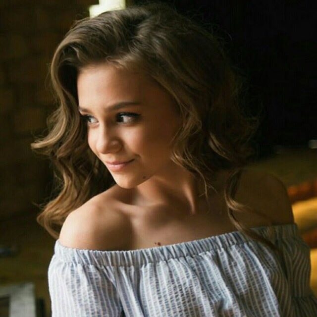 :-*