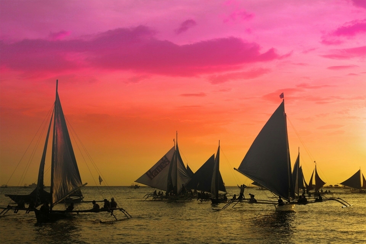 sunset at Boracay bay