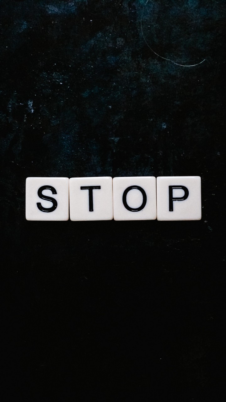 STOP