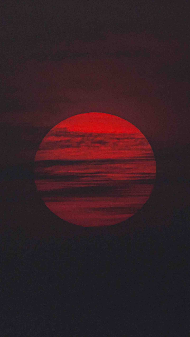 red eclipse