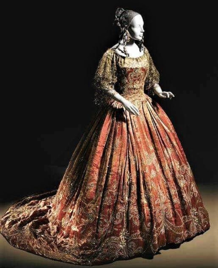 silk opera costume