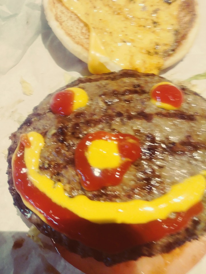 Happy Hamburger 