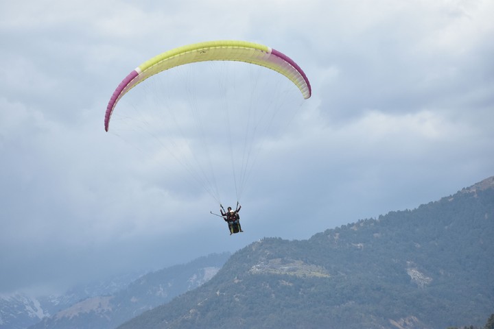 paragliding