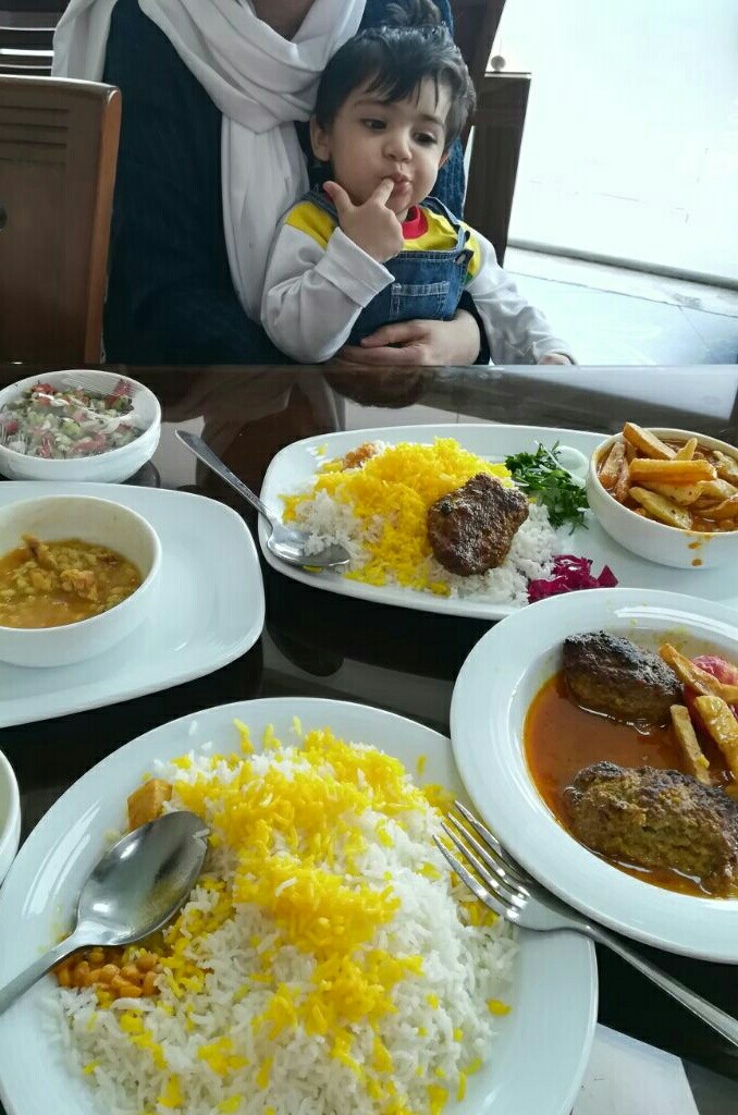 رستوران سنتی ایرانیان