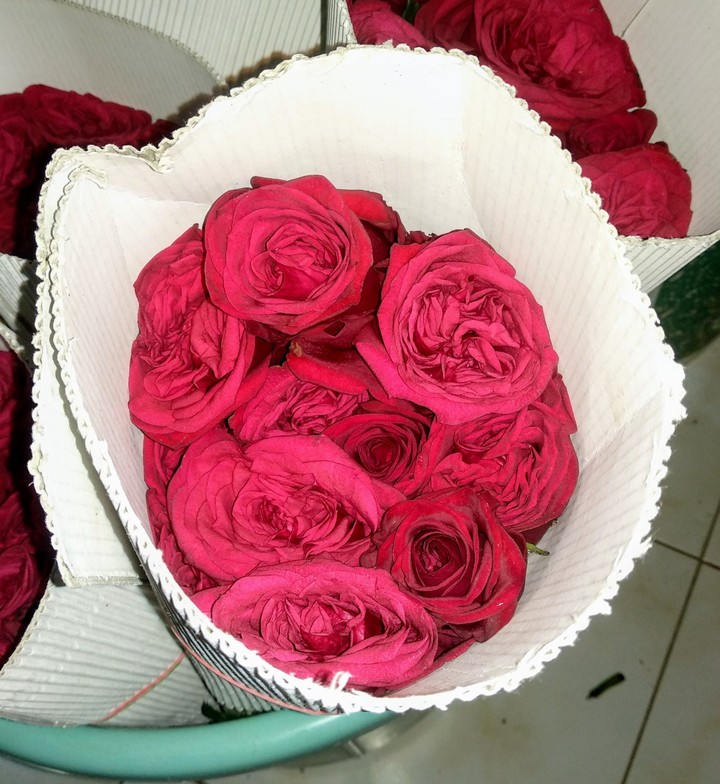 love the flowers with love