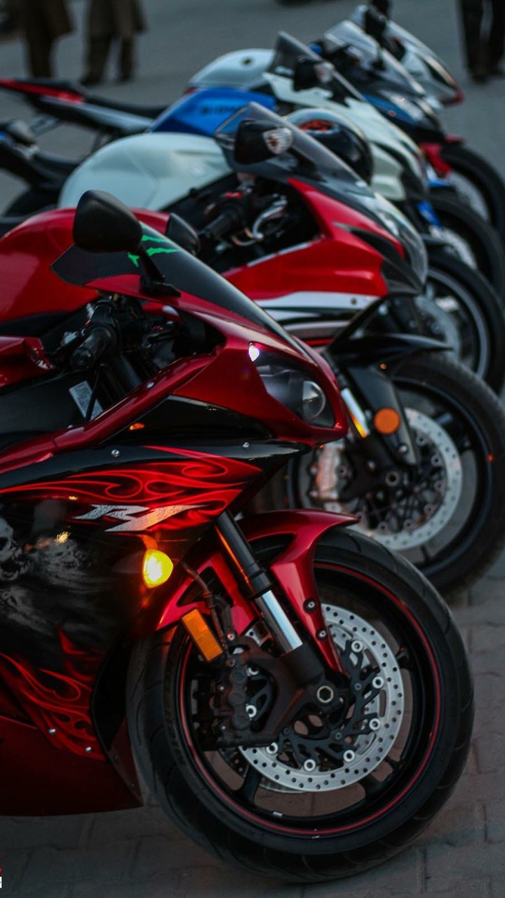 Yamaha R1