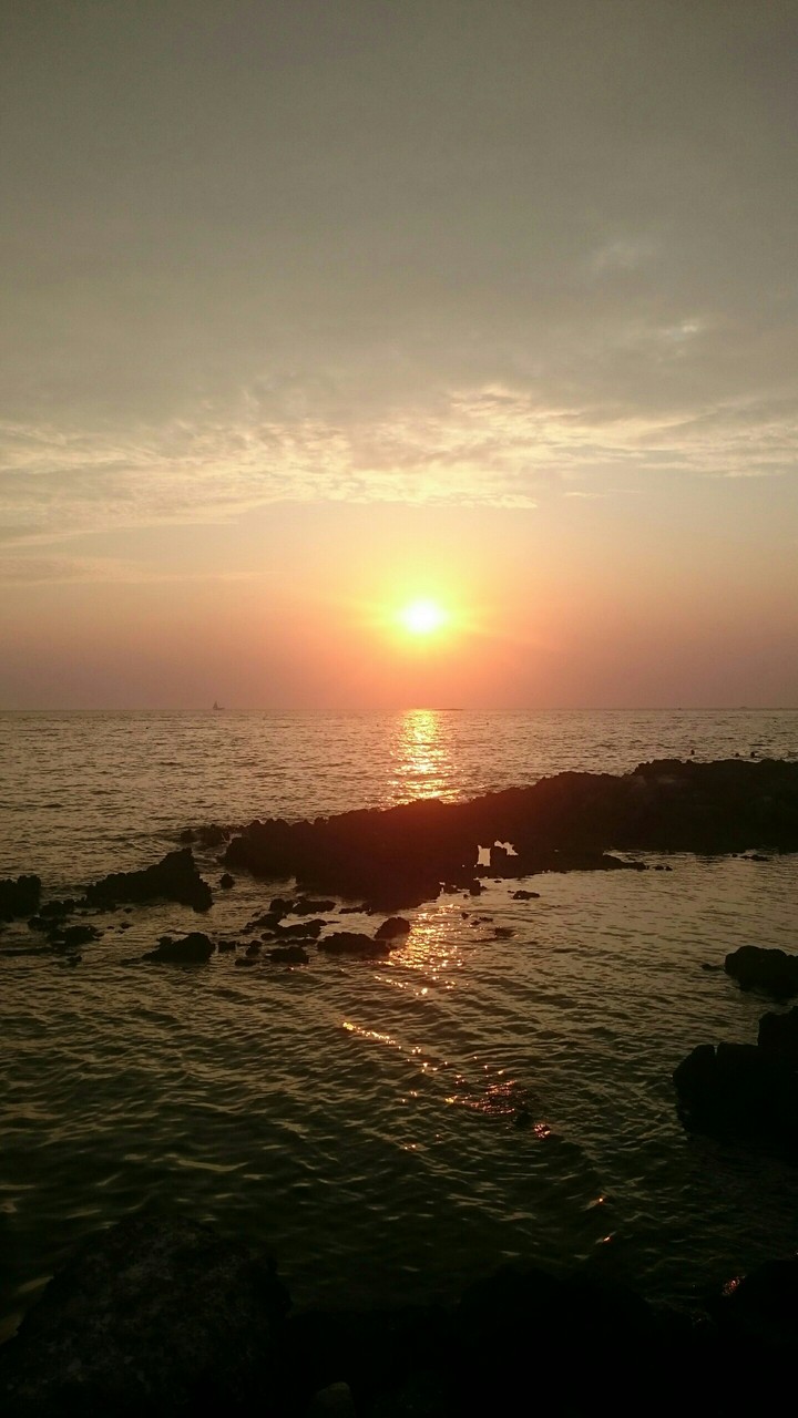 Sonne,Wasser, Felsen,Untergang