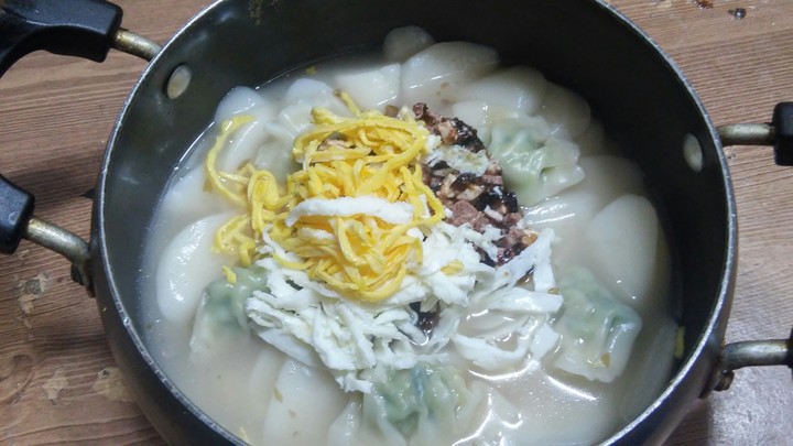설날의 떡국