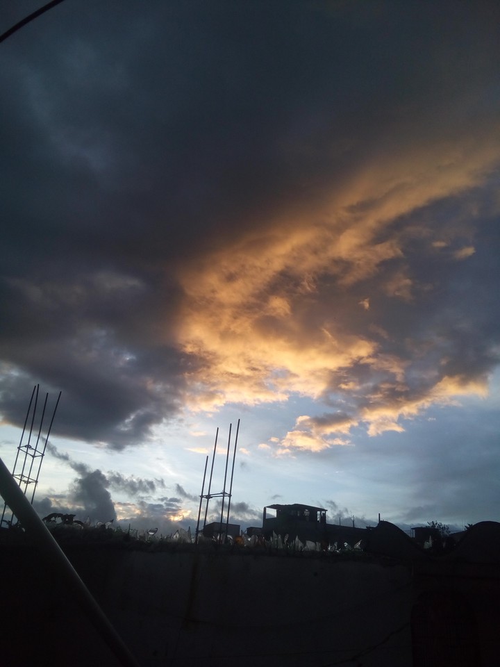 bello atardecer