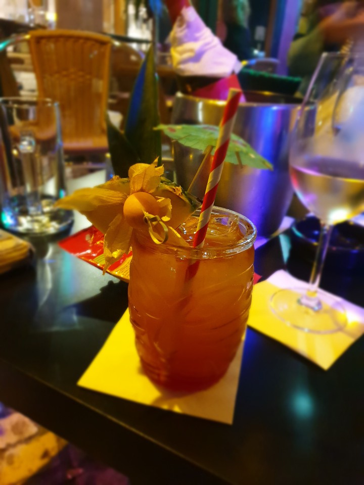 Mai Tai cocktail