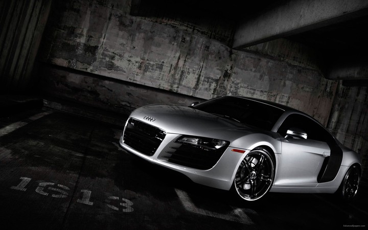 Audi R8