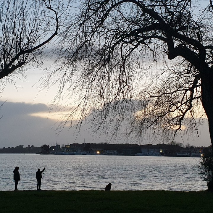Friends sunset