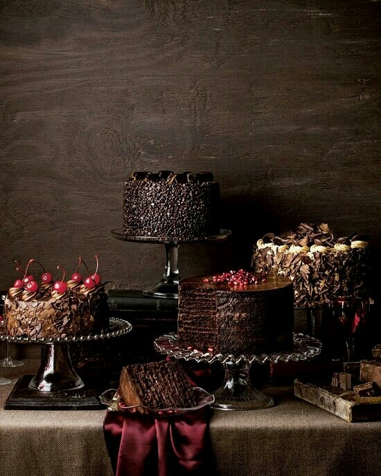 Dark cake