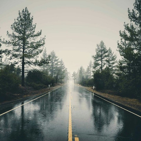 Alone road