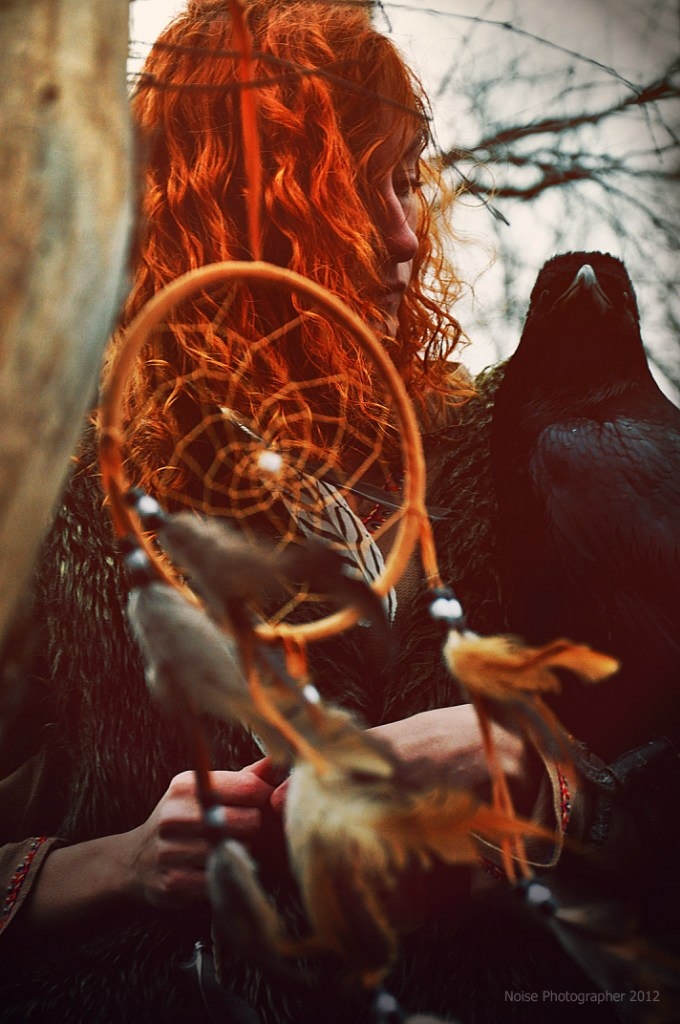 Raven girl rad