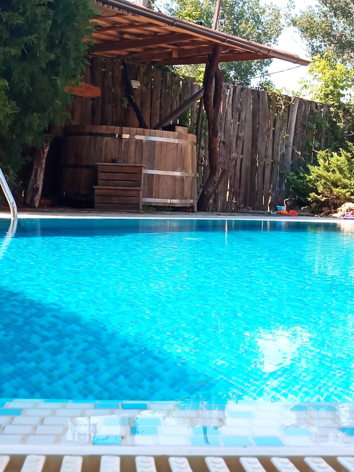 pool