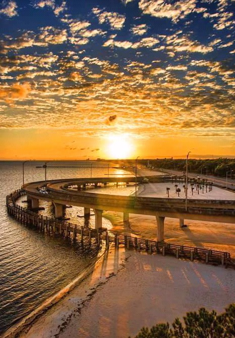 Biloxi Loop