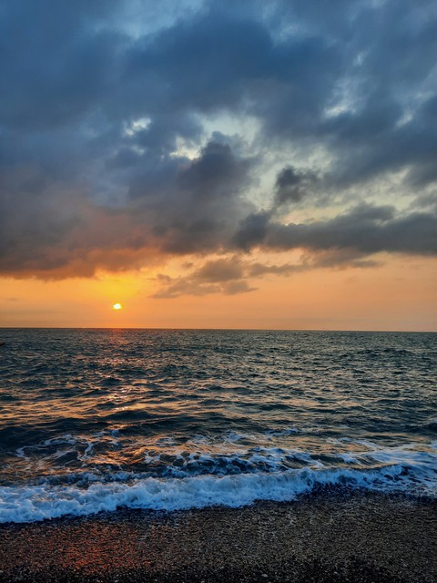 закат на море