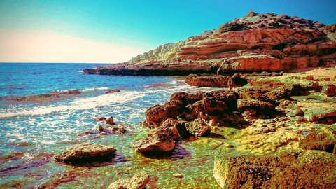 THE ULTIMATE HIDDEN PARADISE