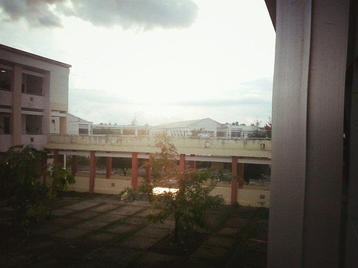 outside o' the classroom