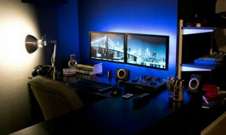 Bedroom gamer