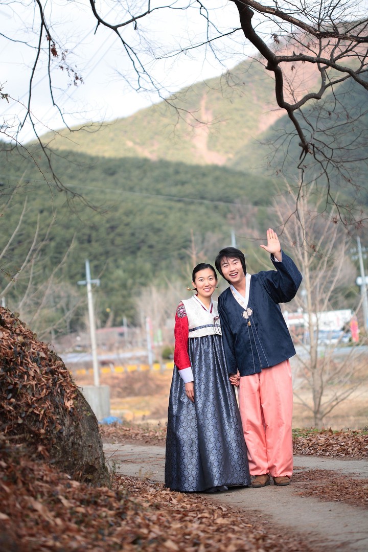 Couple in Korean Dress II