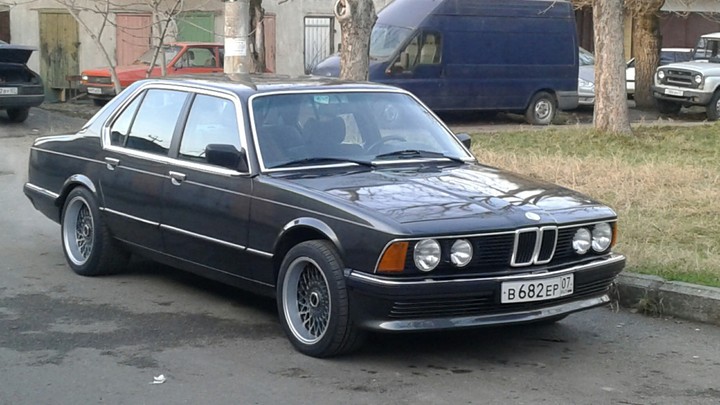 BMWBMWBMW 7 3 5