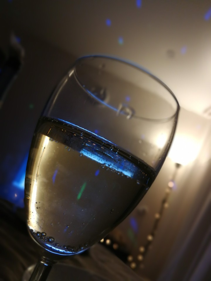 wineglass
