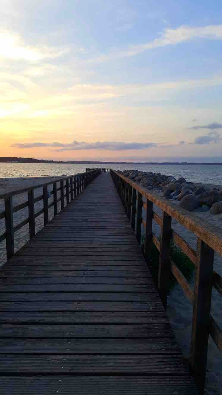 endless bridge