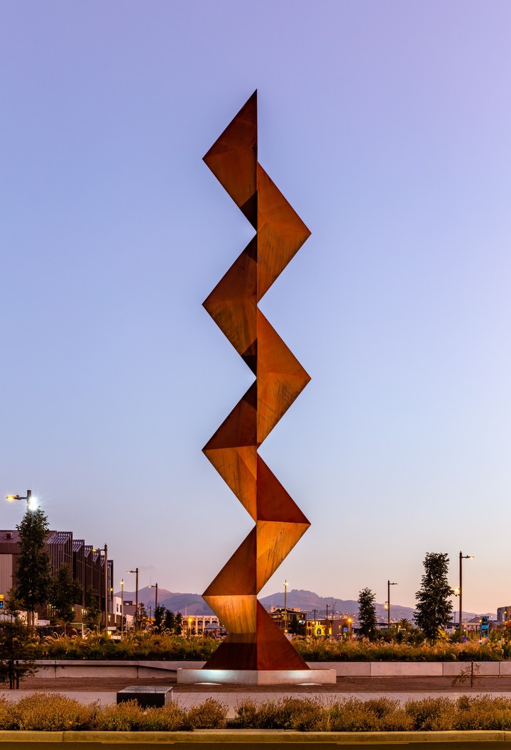 Escultura de Vaka 'A Hina em Christchurch, Nova Zelândia