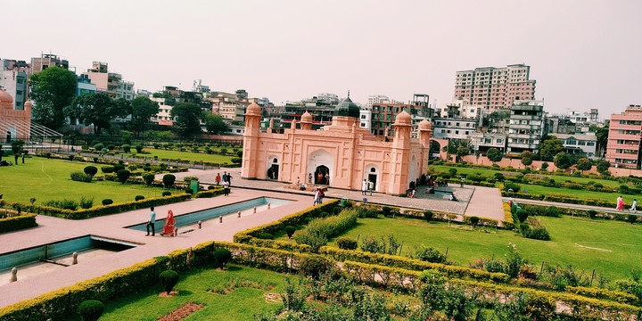 lalbag kella