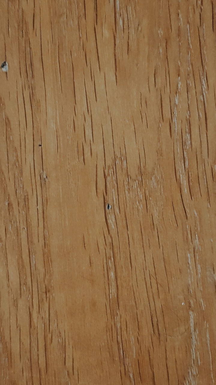 Simple Wood Back