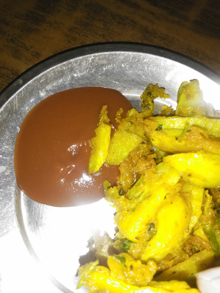 my click ...... potato chips with sauce..