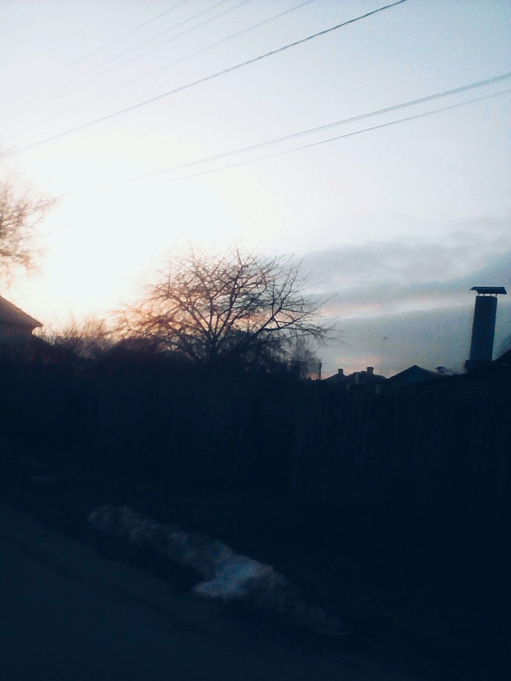 Заходящие солнце