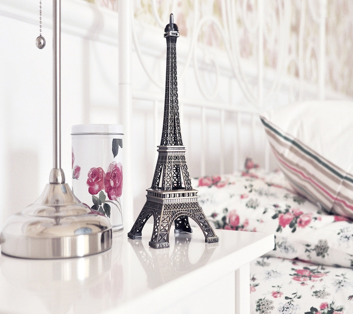 eiffel tower