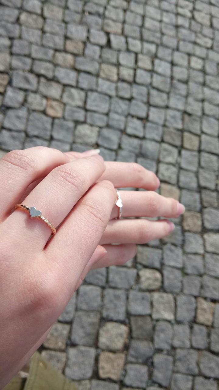 fingers