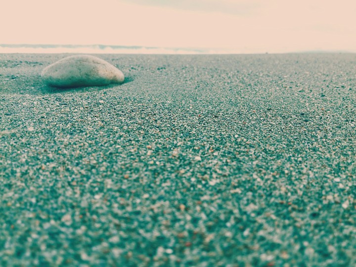 pied nue sur le sable